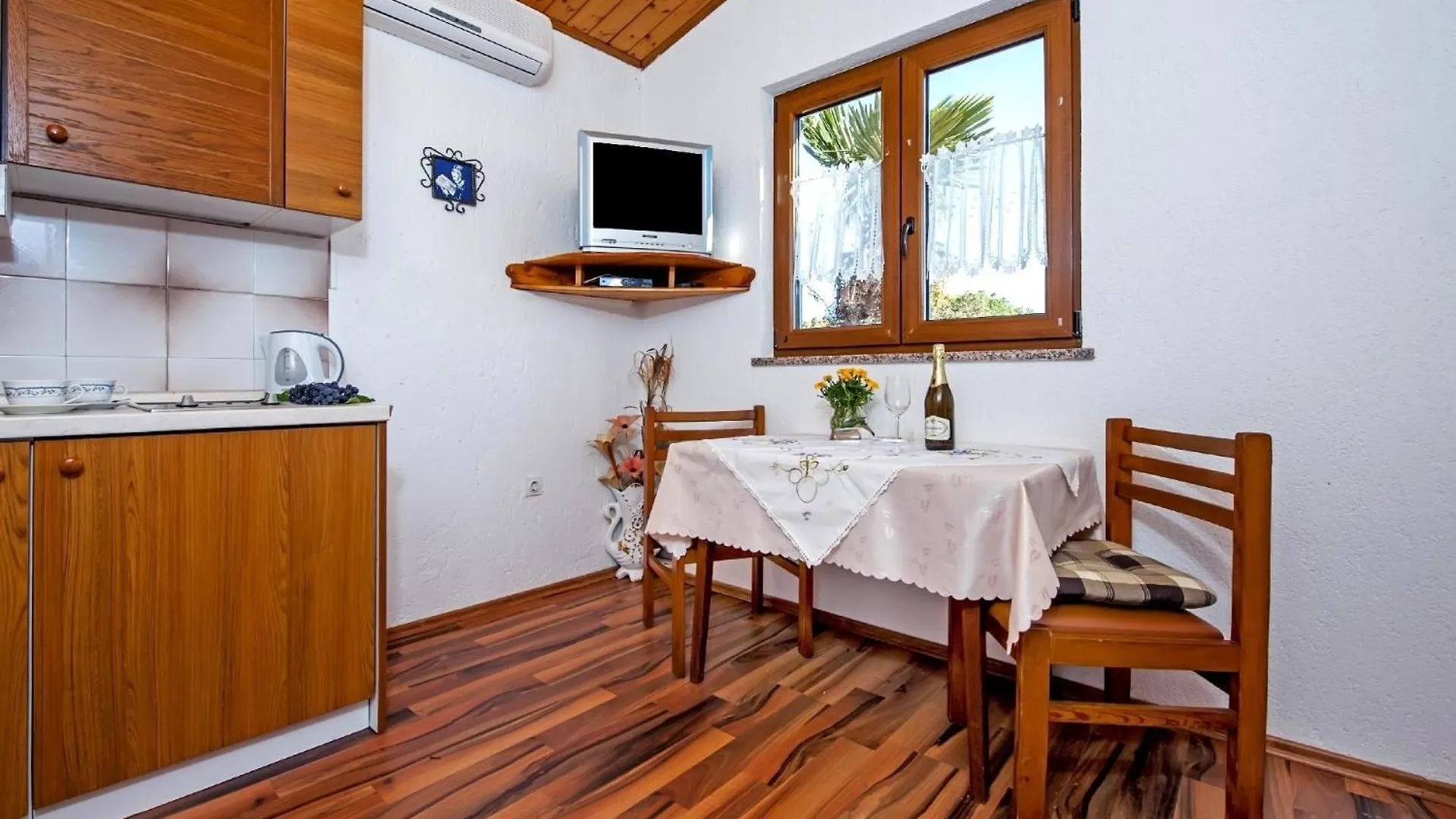 Ferienwohnung Fuer 2 Personen Ca 25 Qm In Rovinj, Istrien Istrische Riviera 0*, Rovinj